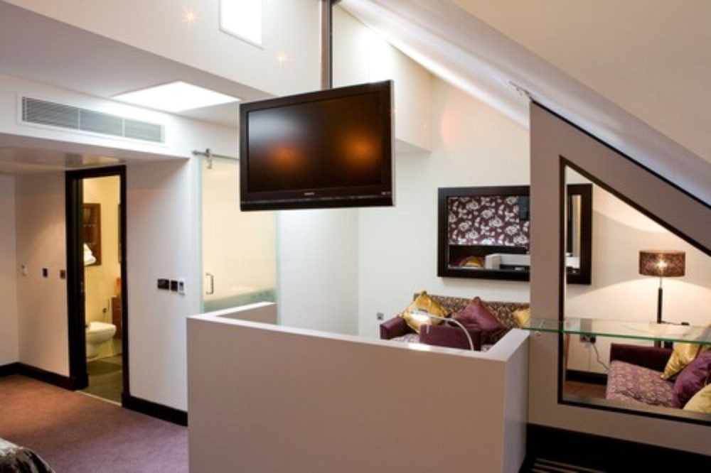 The Bluebell Hotel 22/35