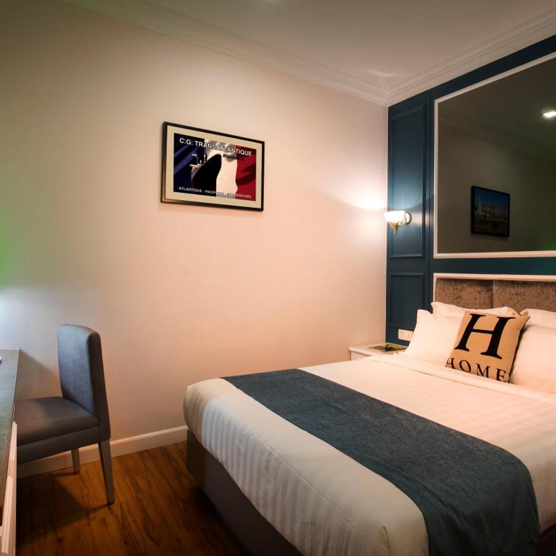 Deluxe, Double Bed, No Window
