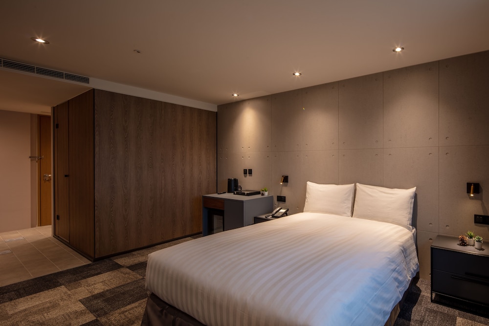 PREMIUM, DOUBLE BED