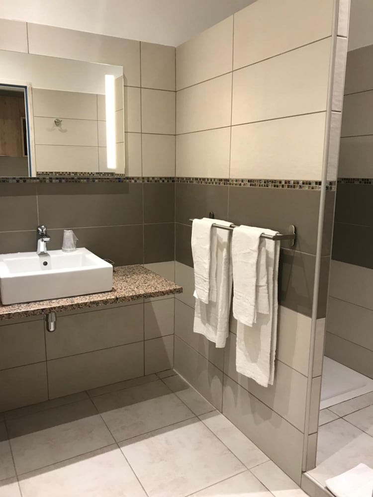 Hotel Corsica 49/50