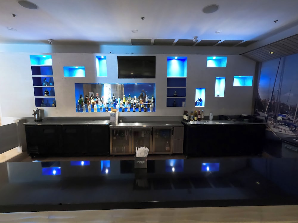 Costa Bahia Hotel and Convention Center 5/41