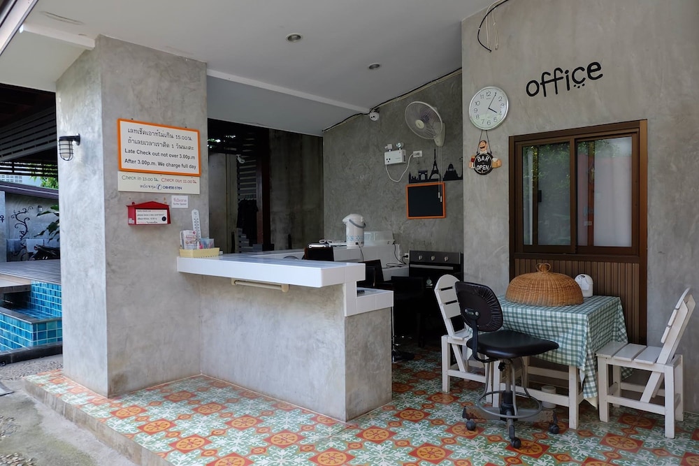 Baan Ma Feung Guest House 12/64