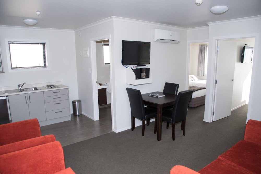 Arena Court Motor Lodge 19/32