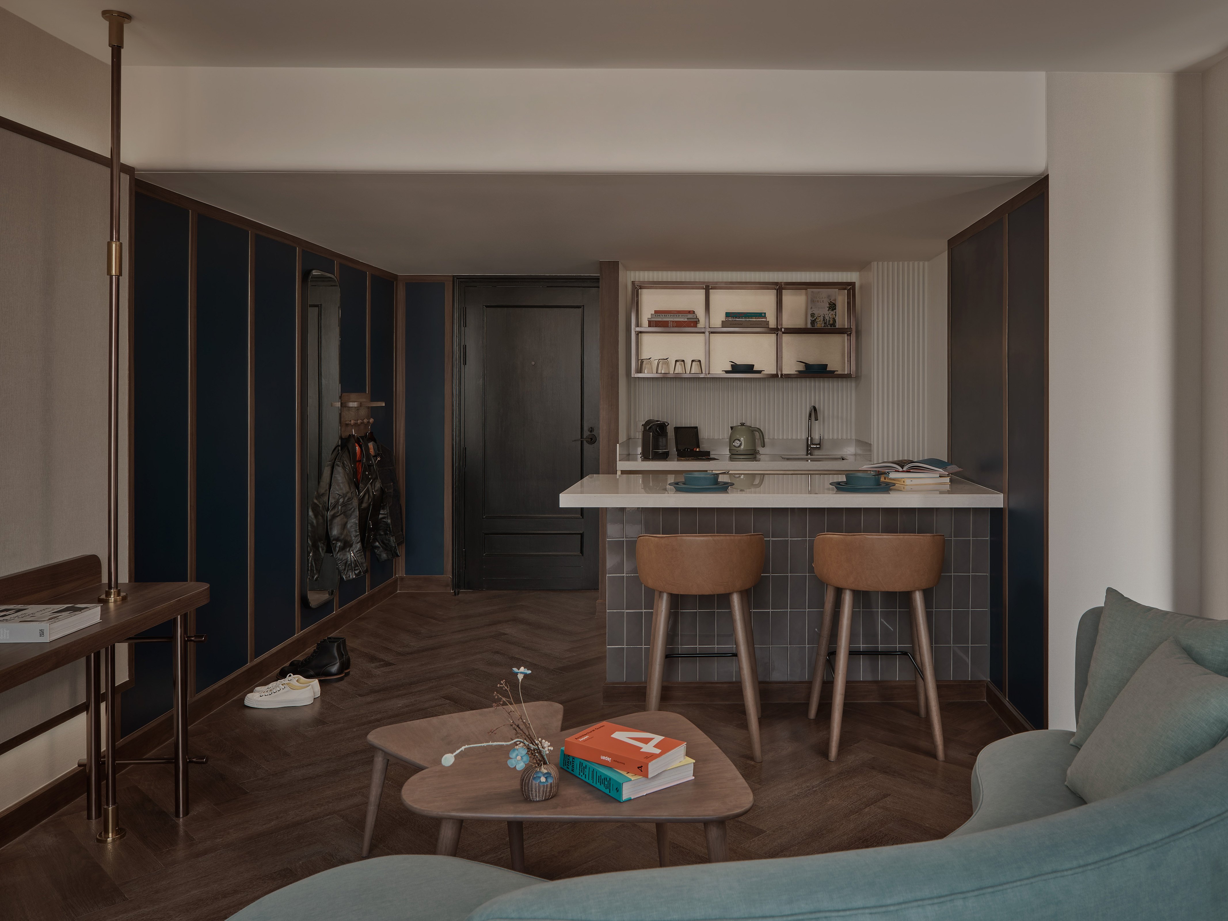 Public House Hotel 23/25