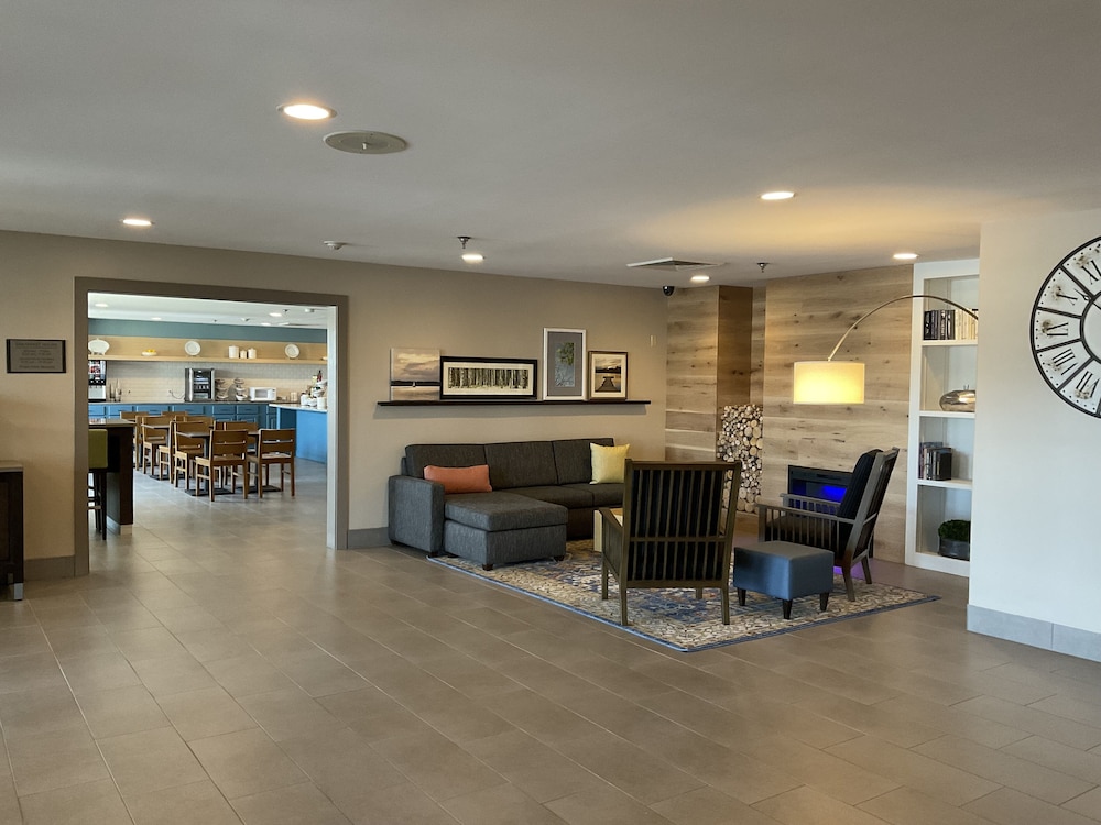 Country Inn & Suites by Radisson, Marion 41/64