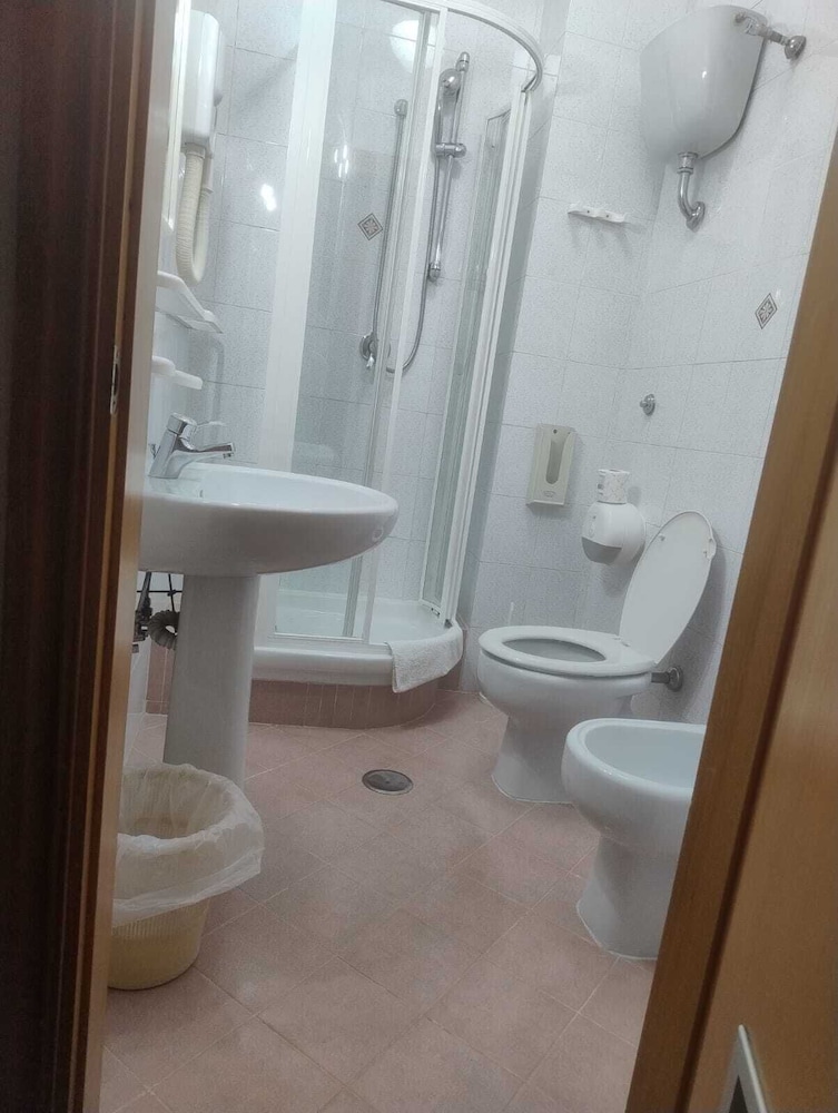 Hotel Seven Residence 24/24