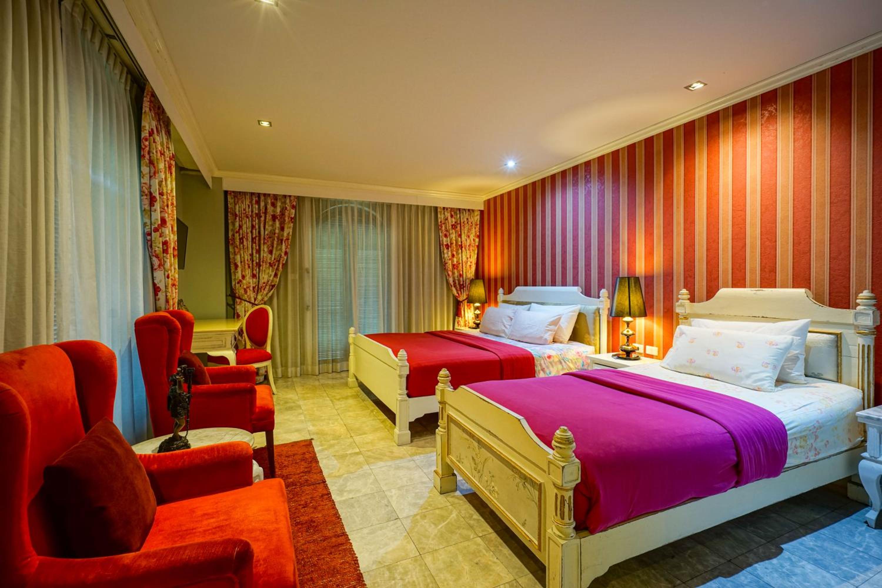 Grand Deluxe Triple Room