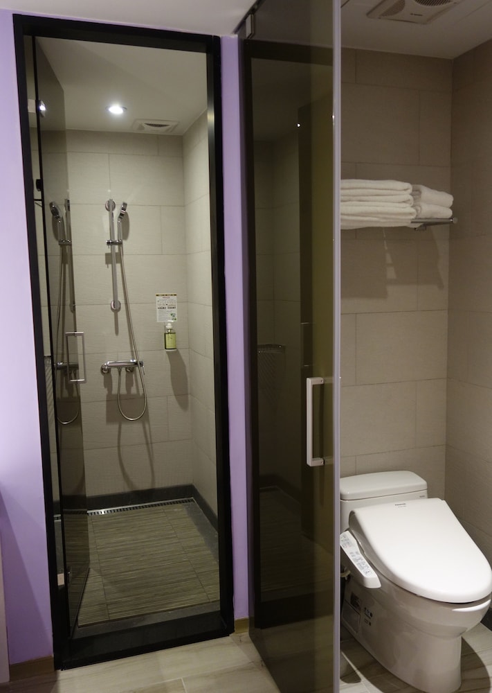 Uinn Business Hotel - Taipei Shilin 23/60
