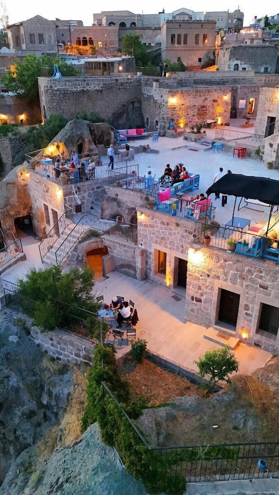 Cappadocia Antique Gelveri Cave Hotel 7/64