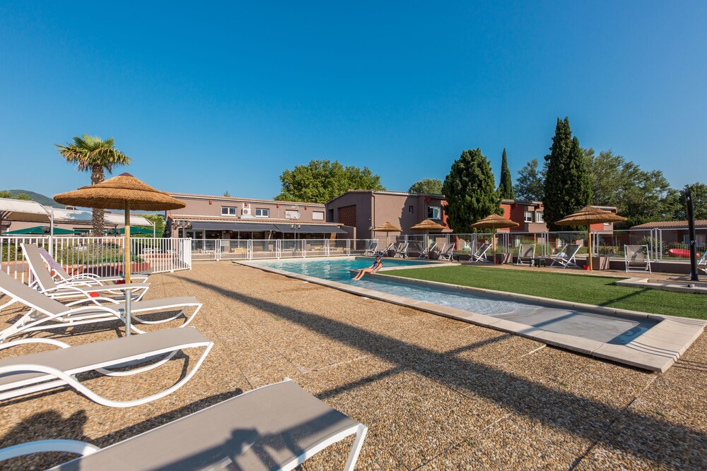 IBIS MONTELIMAR NORD 7/69