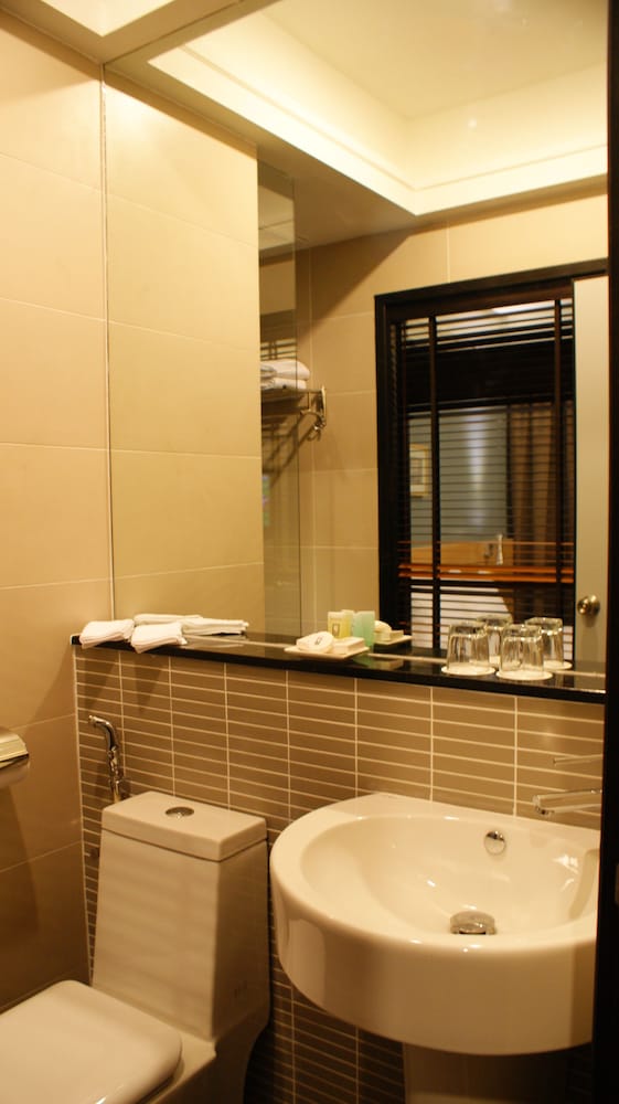 De Hotel 27/28
