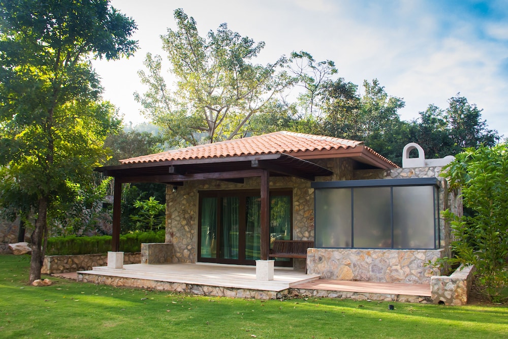 Mela Garden Retreat Cottage 7/75