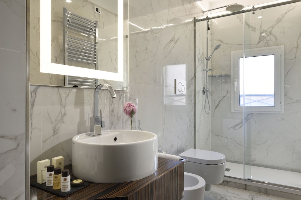 Elle Boutique Hotel 31/33