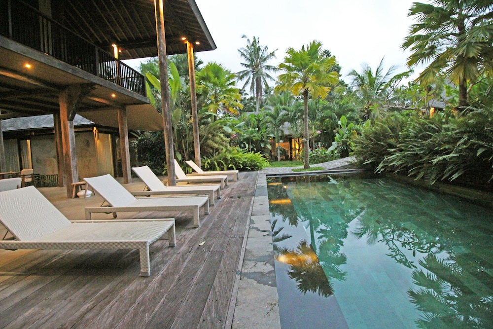 Surya Kembar Villas 27/50