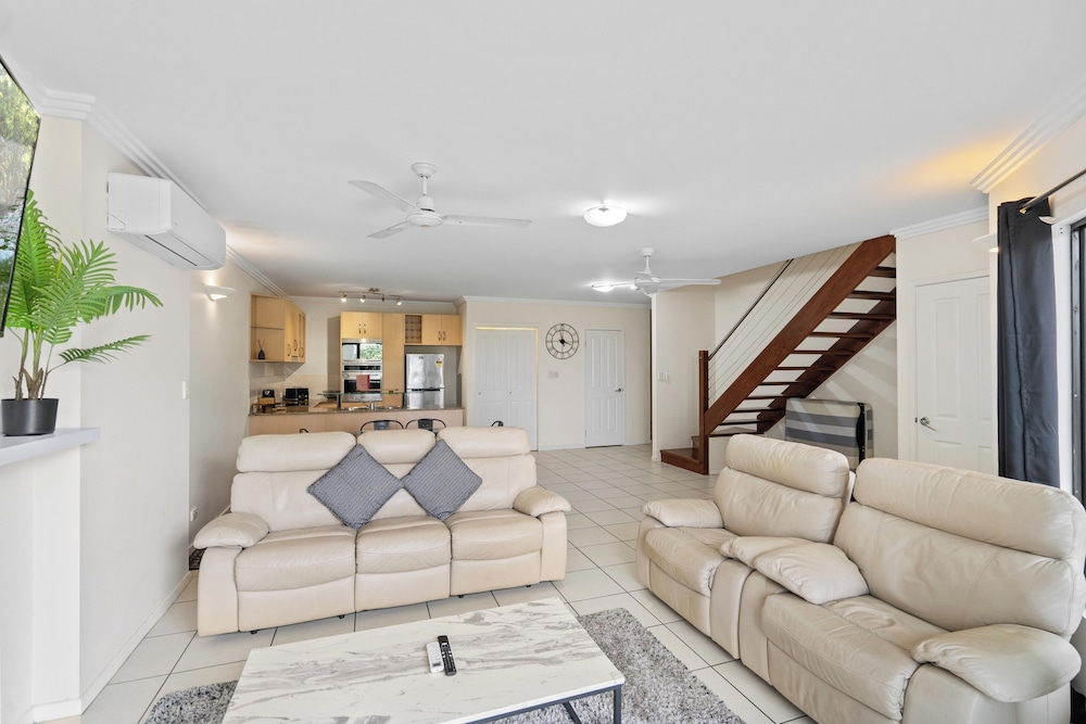 Cairns City Apartments 42/61