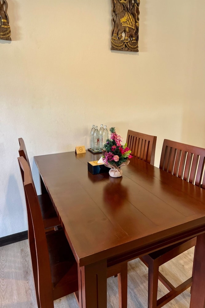 Rawisara Villa Resort 33/51
