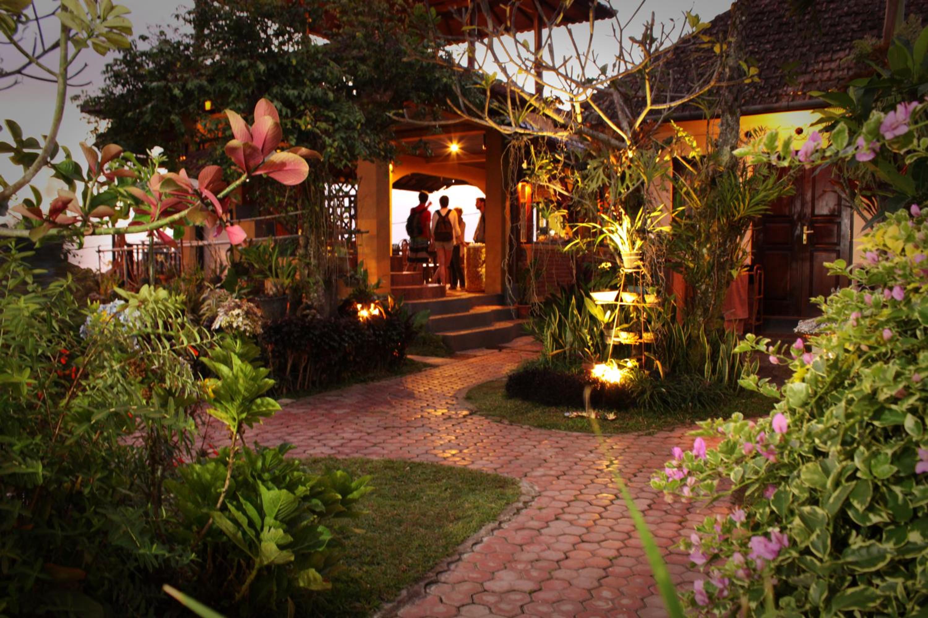Guru Ratna Homestay 18/23