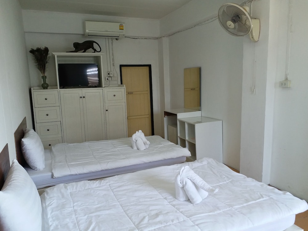 Chang Hostel Suvarnabhumi by ZUZU 31/47