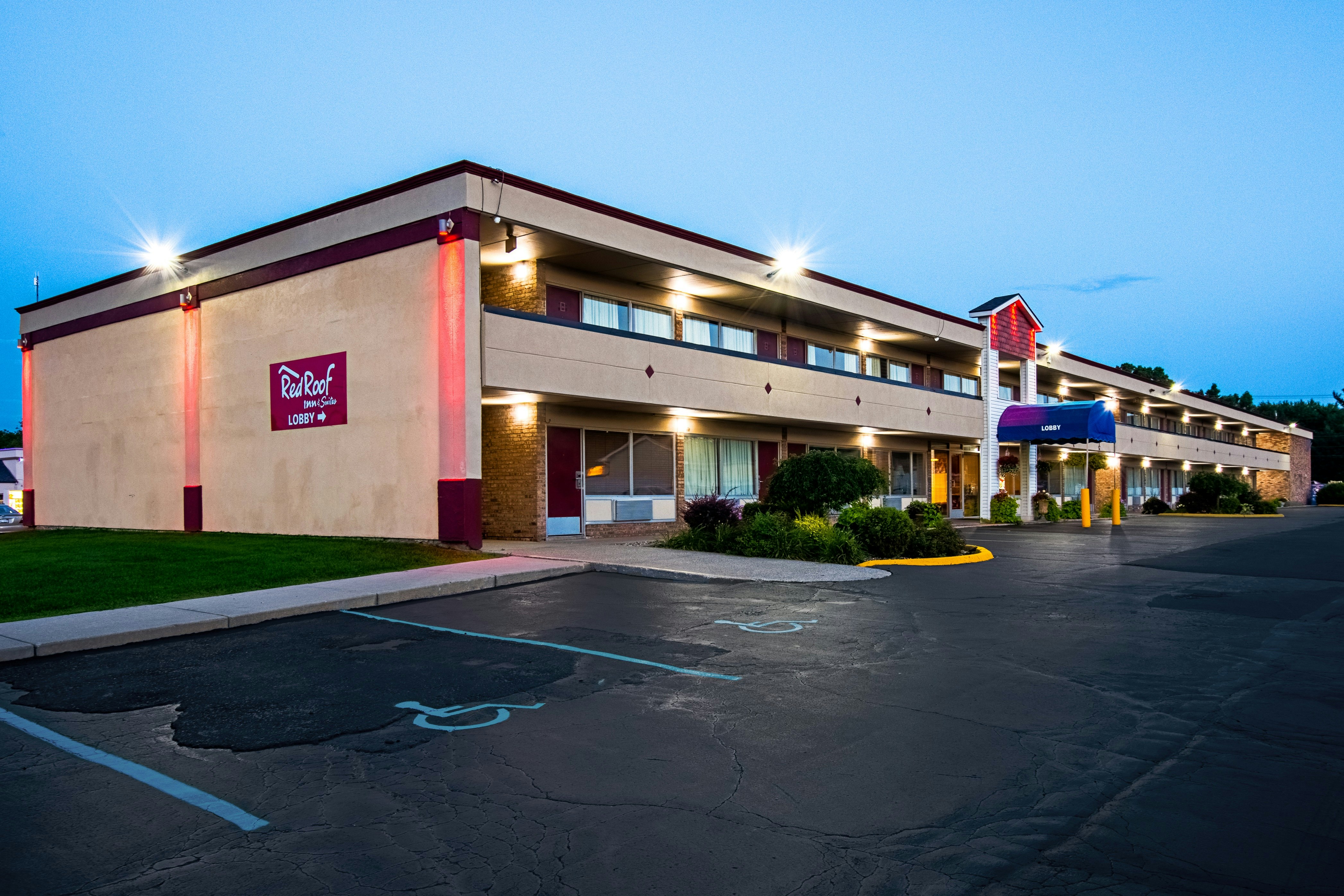 Red Roof Inn & Suites Battle Creek 34/38