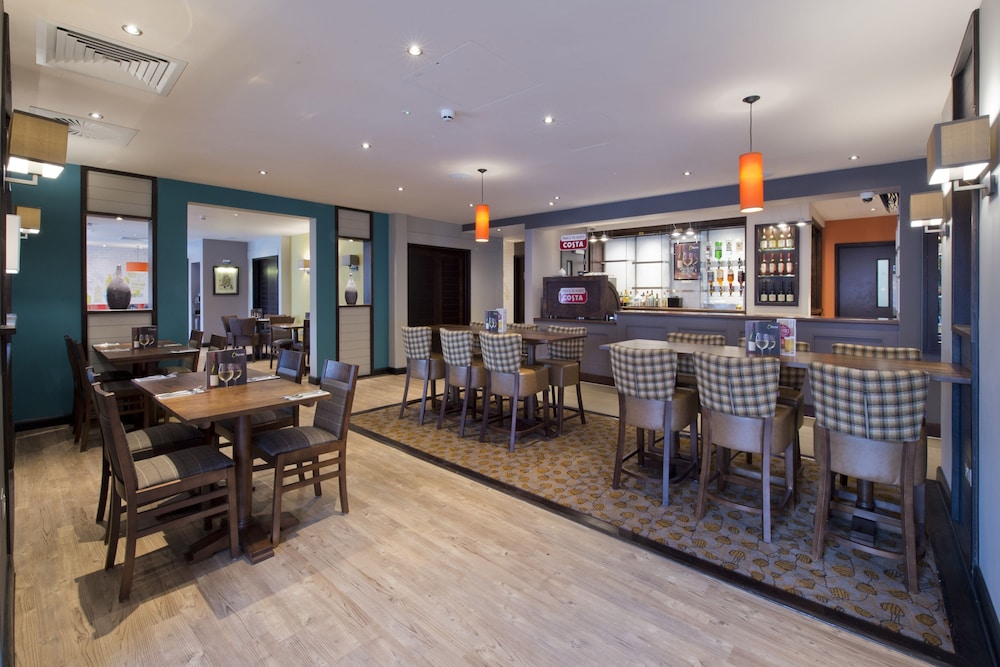 Premier Inn Exeter City Centre hotel 26/40