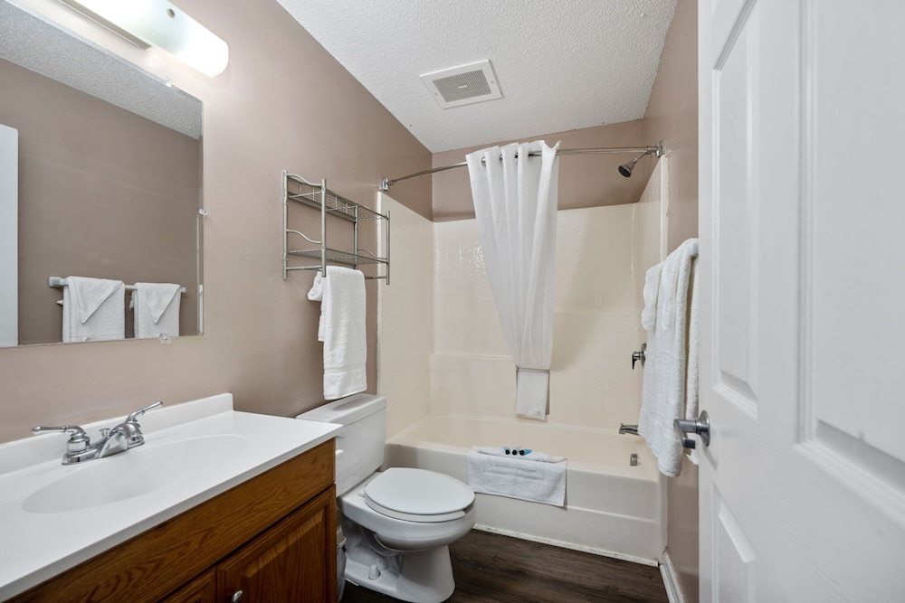 Affordable Suites 53/57