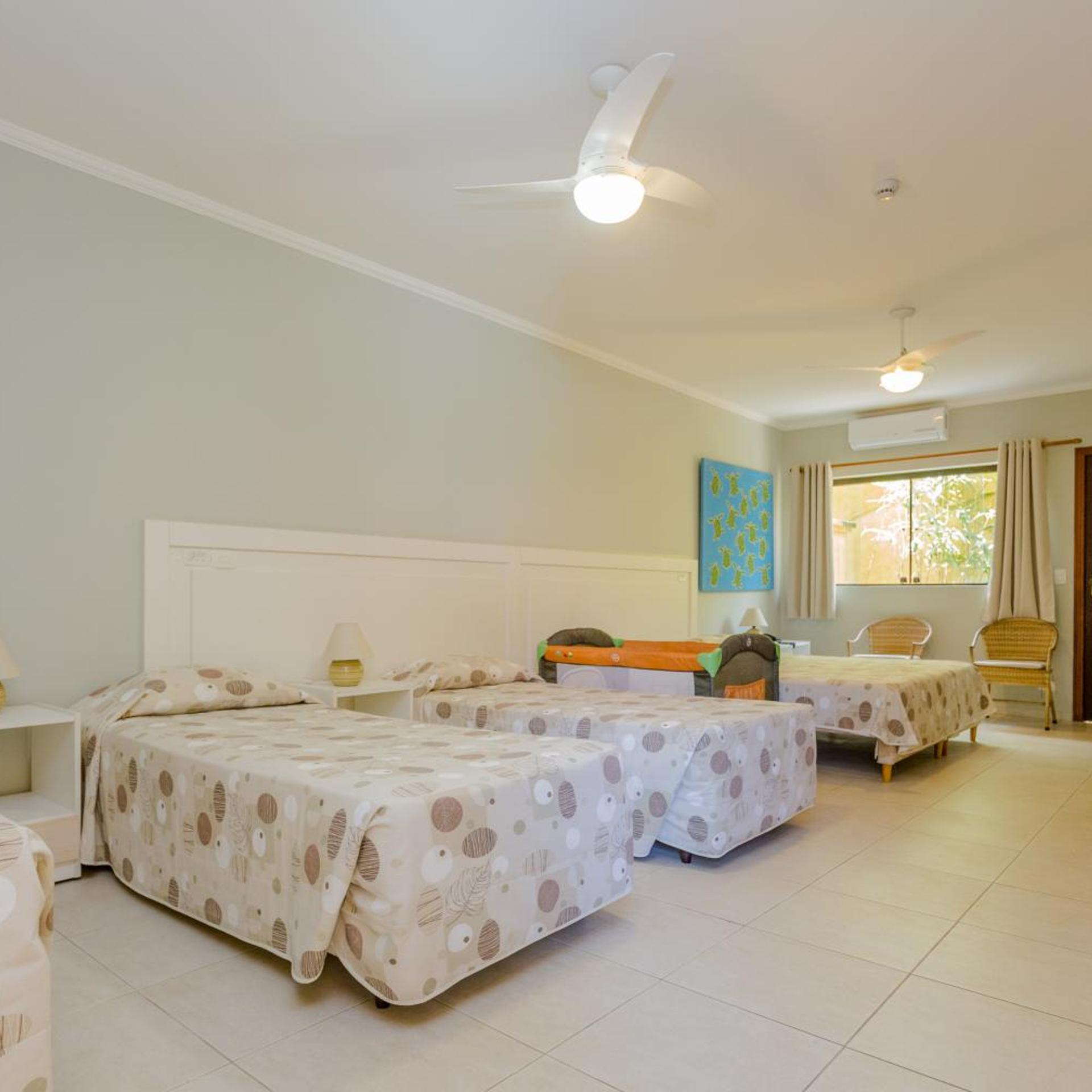 Beach Hotel Cambury 11/60