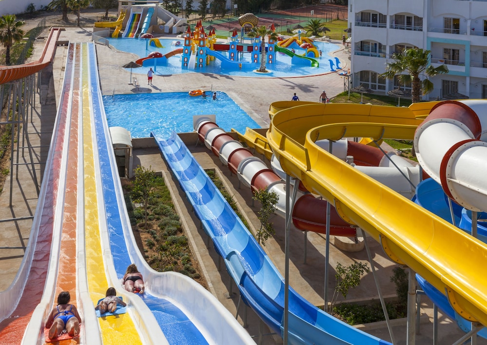 Caribbean World Venus Beach 45/64