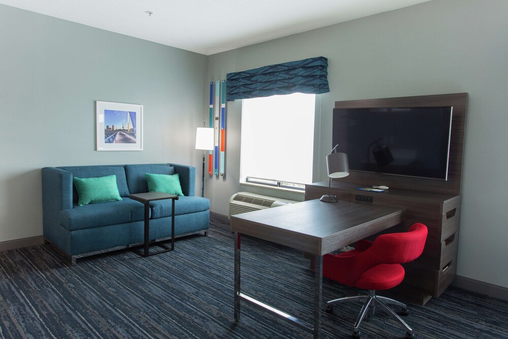 Hampton Inn Suites Ankeny 44/59