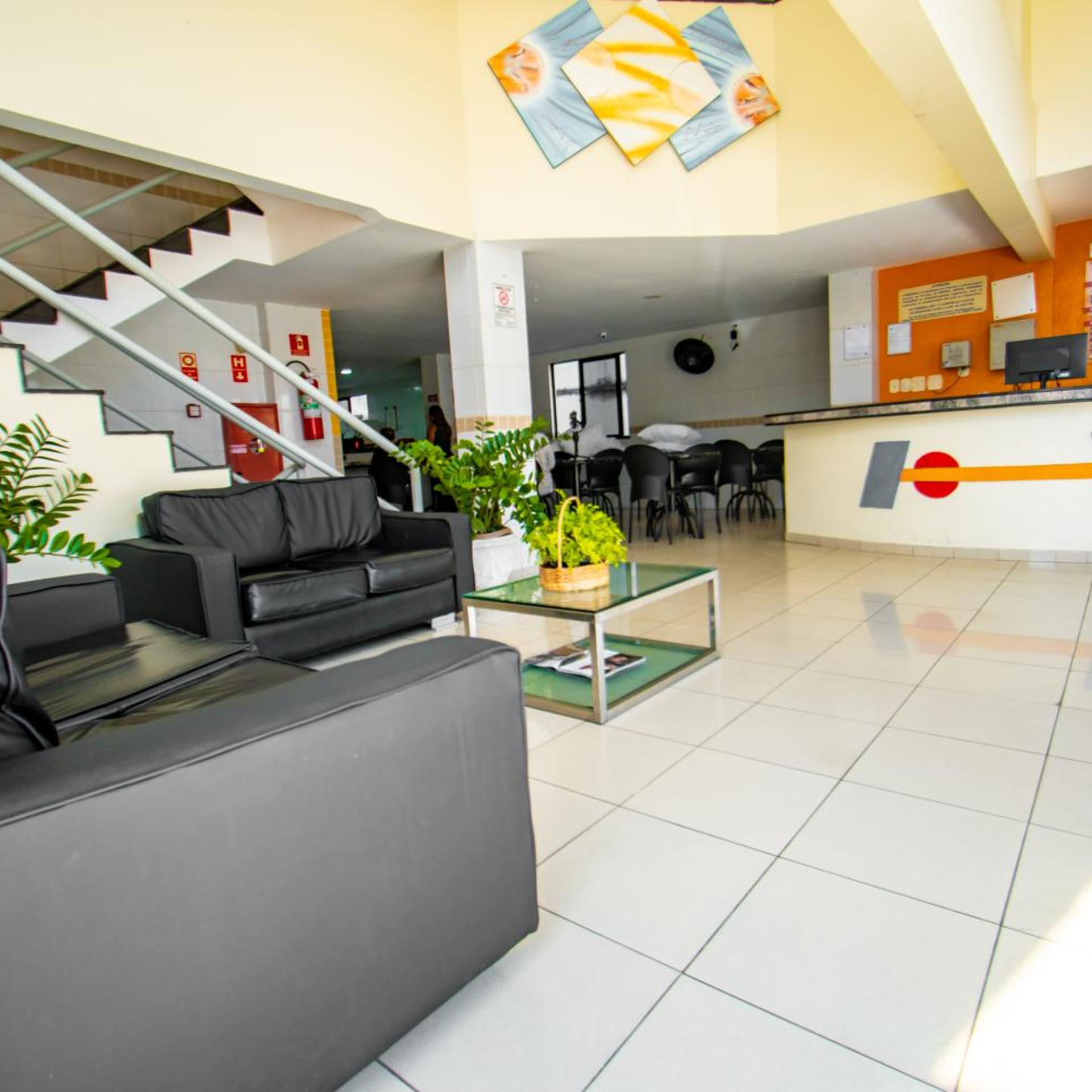 Hotel Piramide Paulo VI 3/50