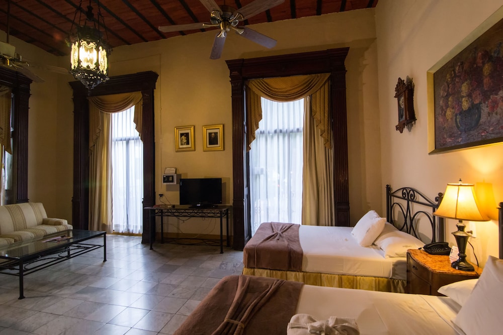 Gran Hotel de Merida 45/68