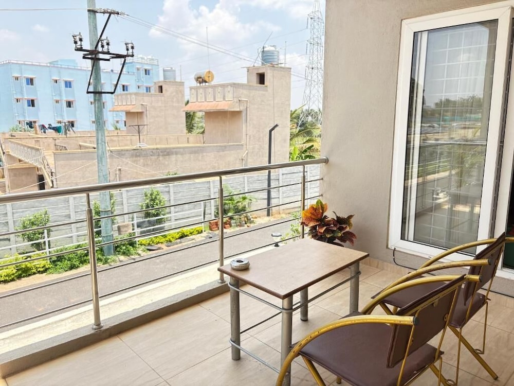 Sai Grand Villas and Hotel 35/50
