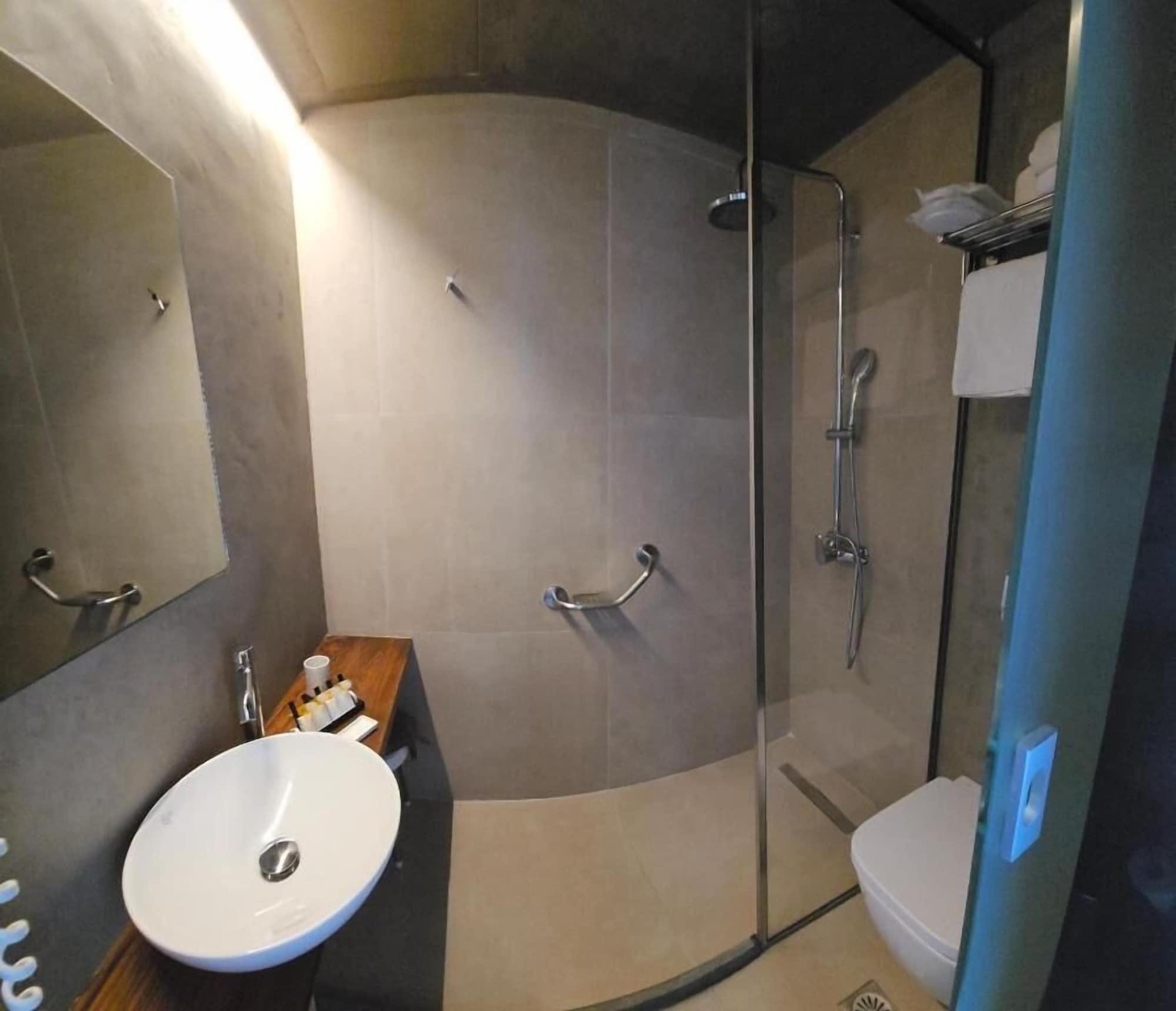 Superior, Double or Twin Bed, Outdoor Jetted Tub