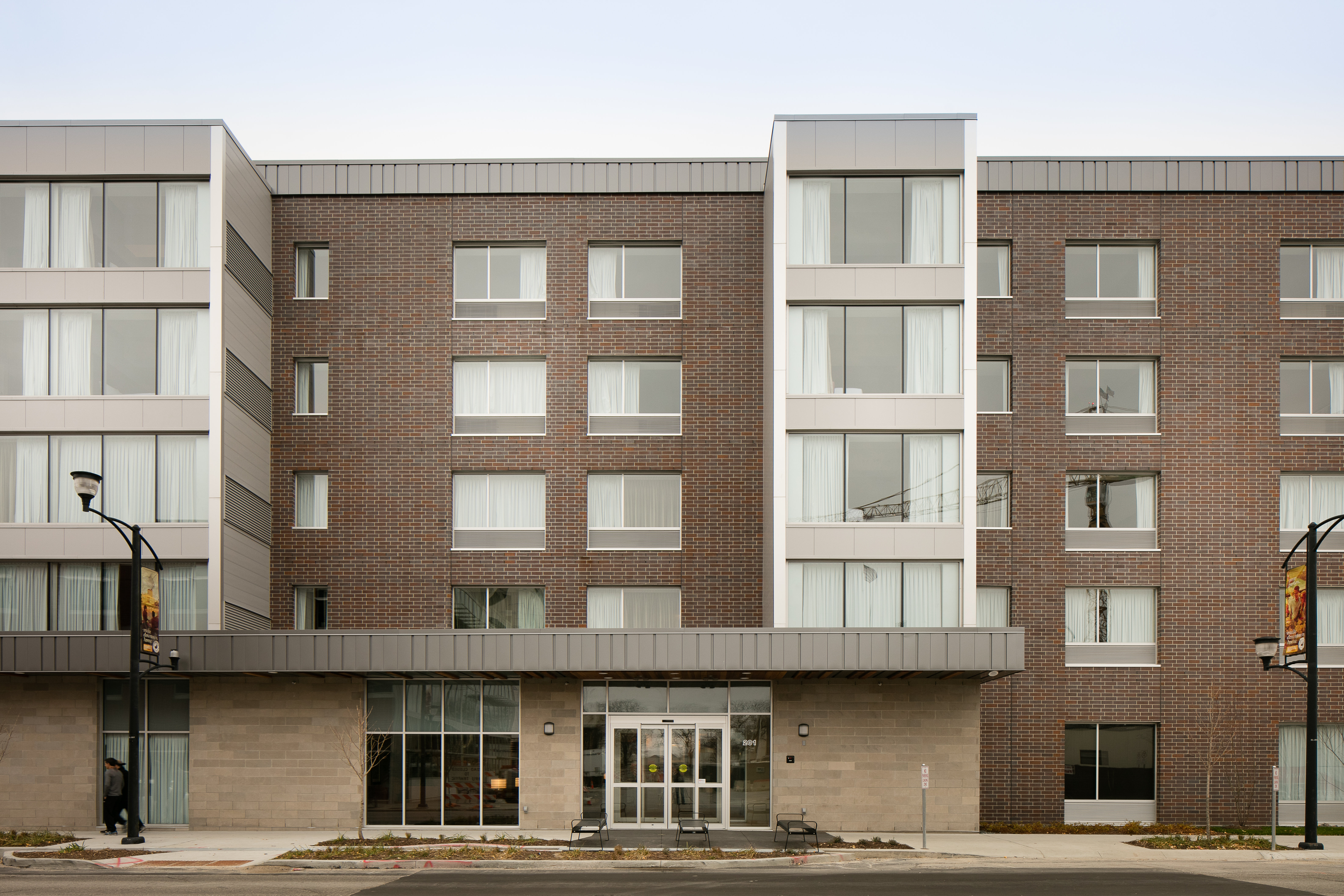 STAYBRIDGE SUITES DES MOINES DOWNTOWN 2/57