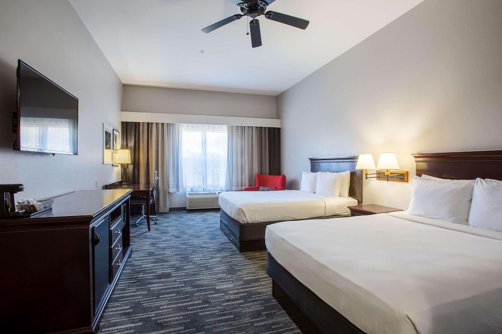 ROOM, 2 QUEEN BEDS
