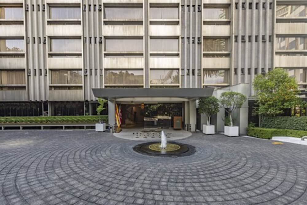 Hotel Beverly 35/40