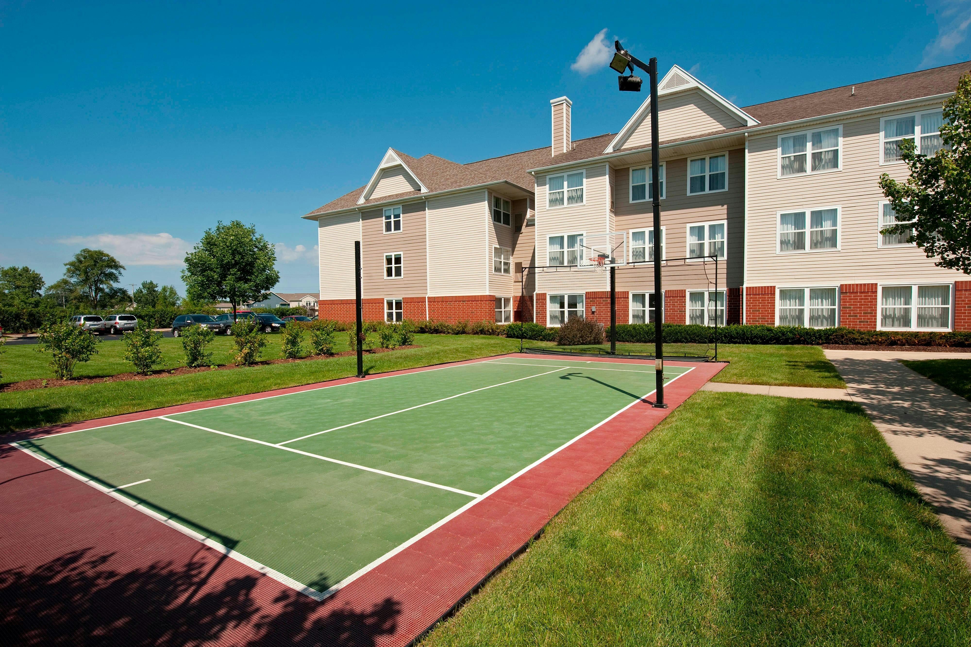 Residence Inn Grand Rapids West 19/40