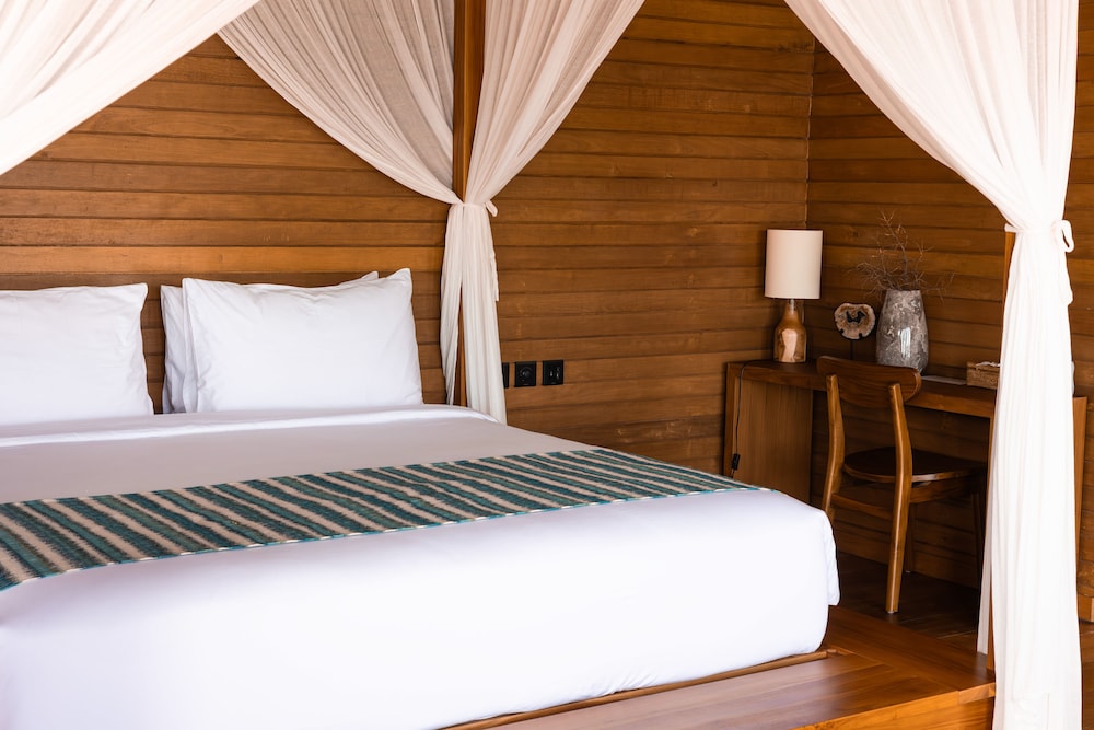 Menjaga Bay Resort Komodo 5/40