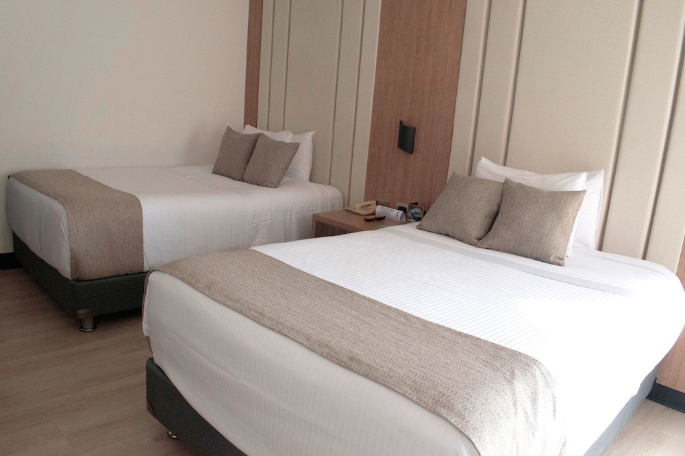 SUPERIOR, TWIN BEDS