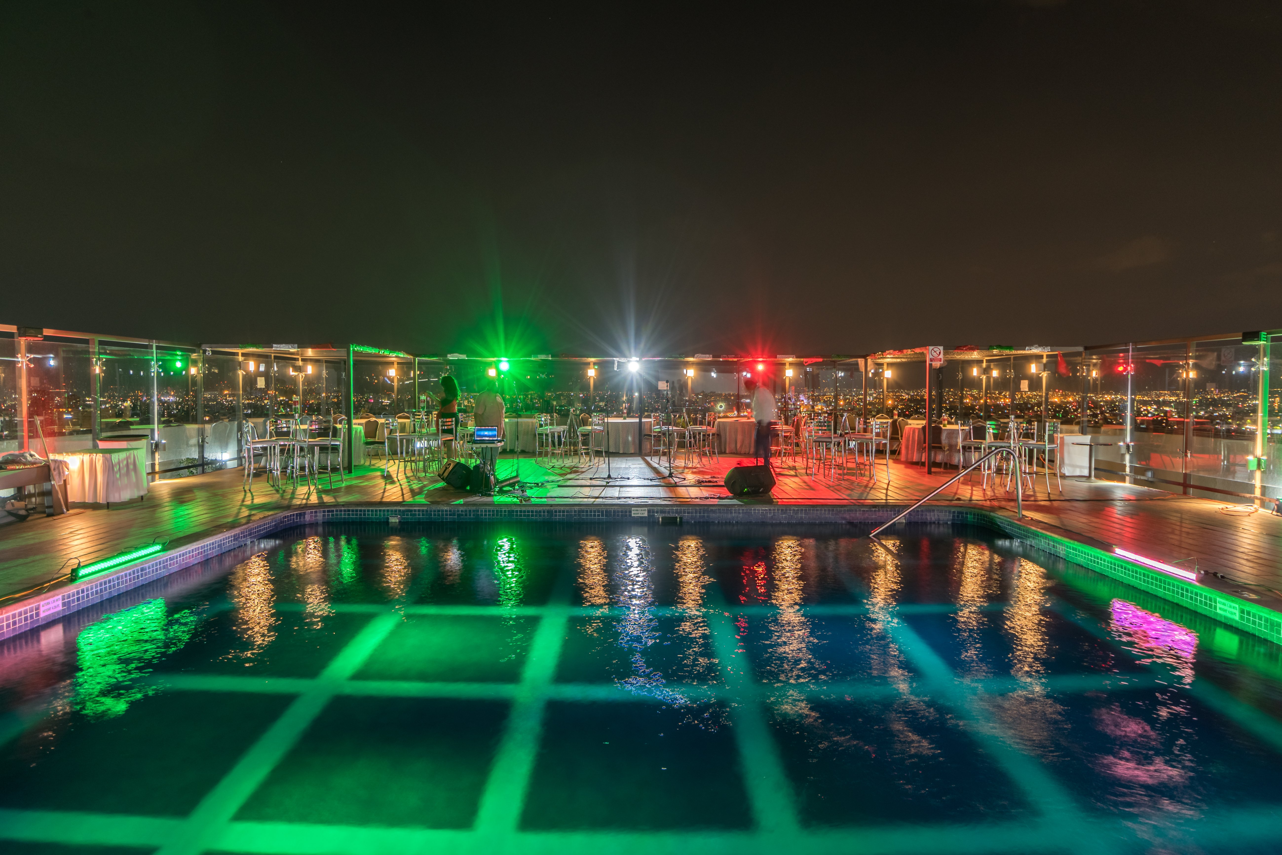 HOLIDAY INN SELECT GUADALAJARA 65/72
