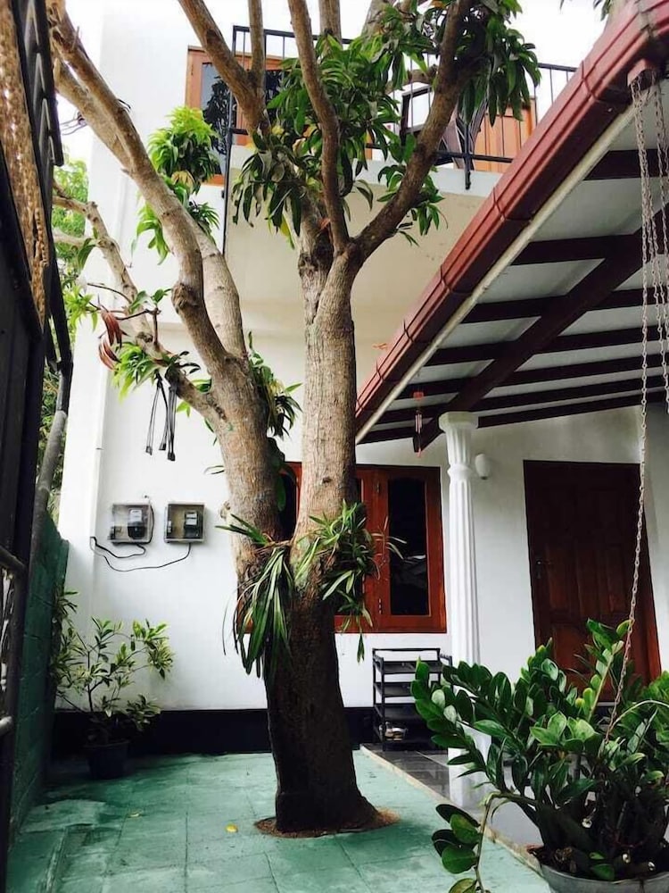 House Of Seya 46/50