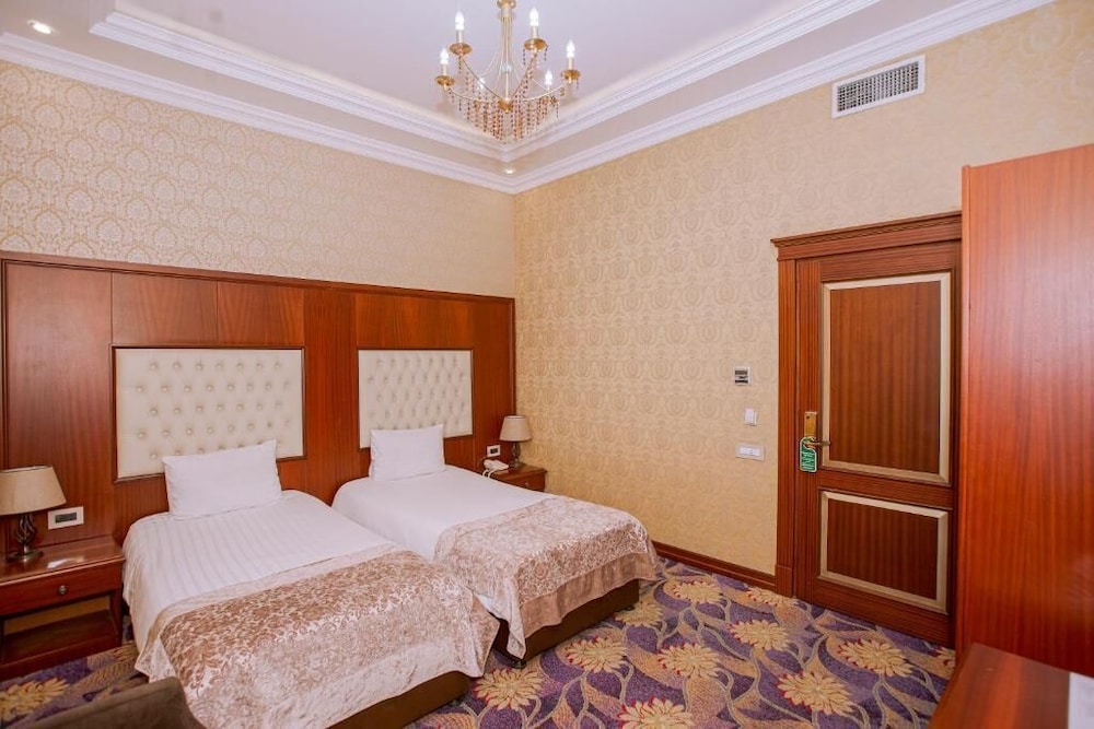 Clover Hotel Baku 23/50