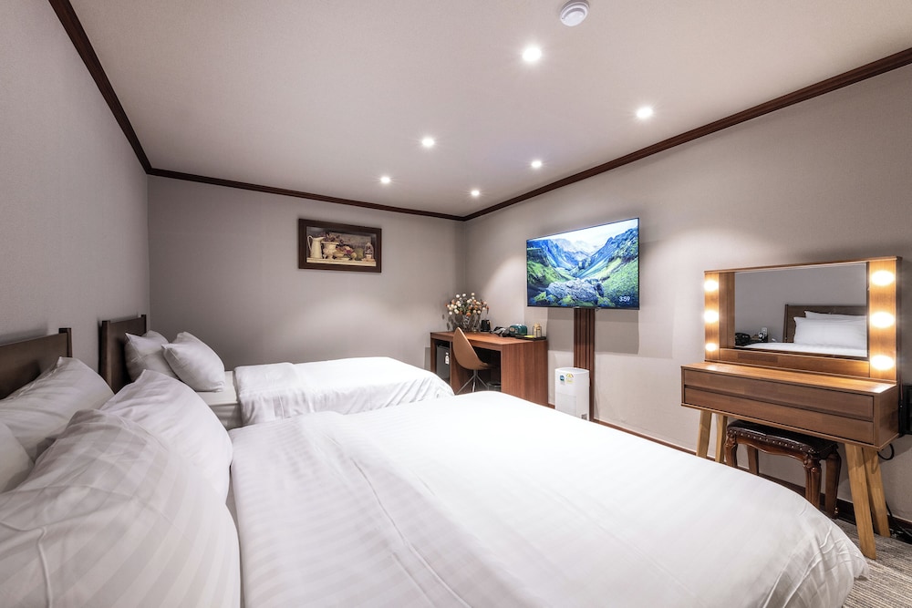 New Chonji Hotel 25/66