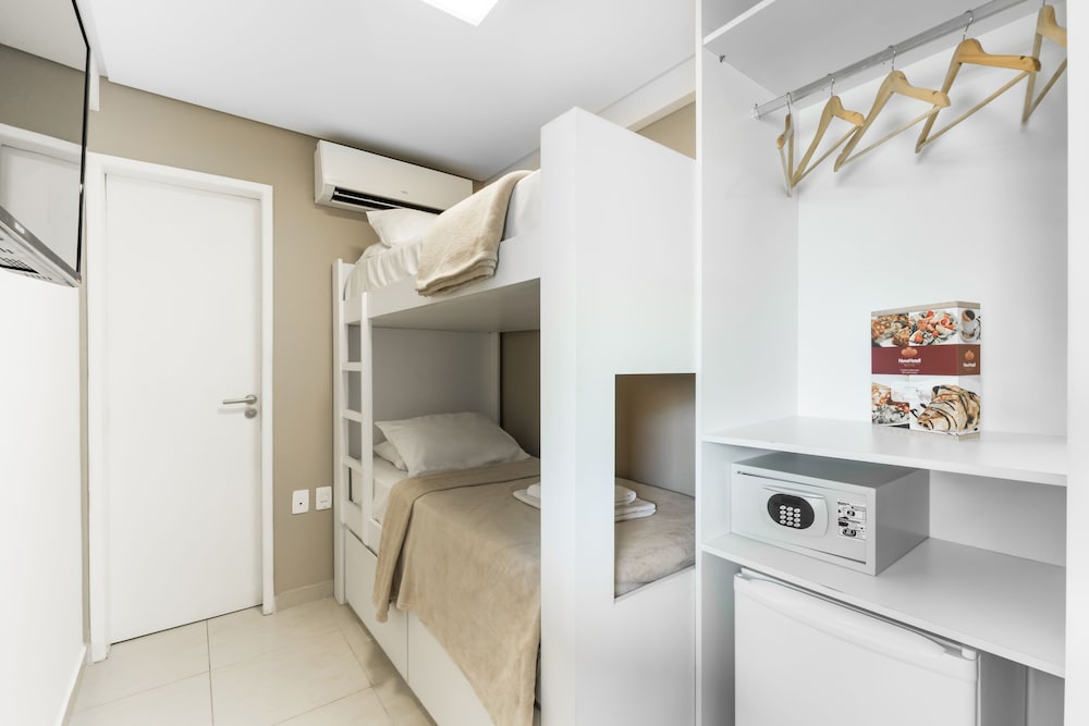 Novohotell Recife 28/66