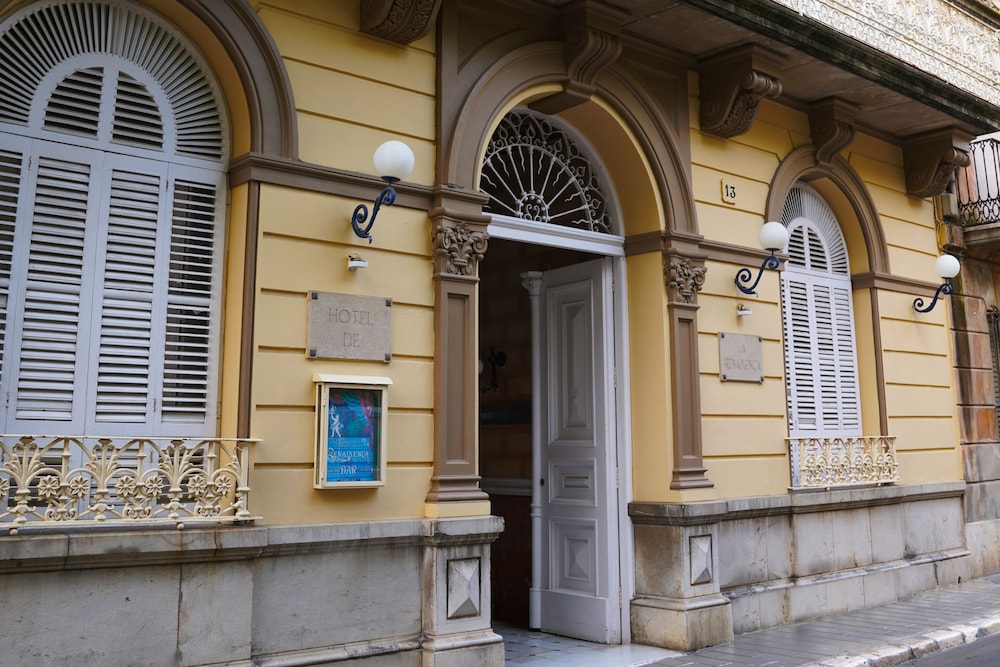 Hotel Medium Renaixenca 30/50