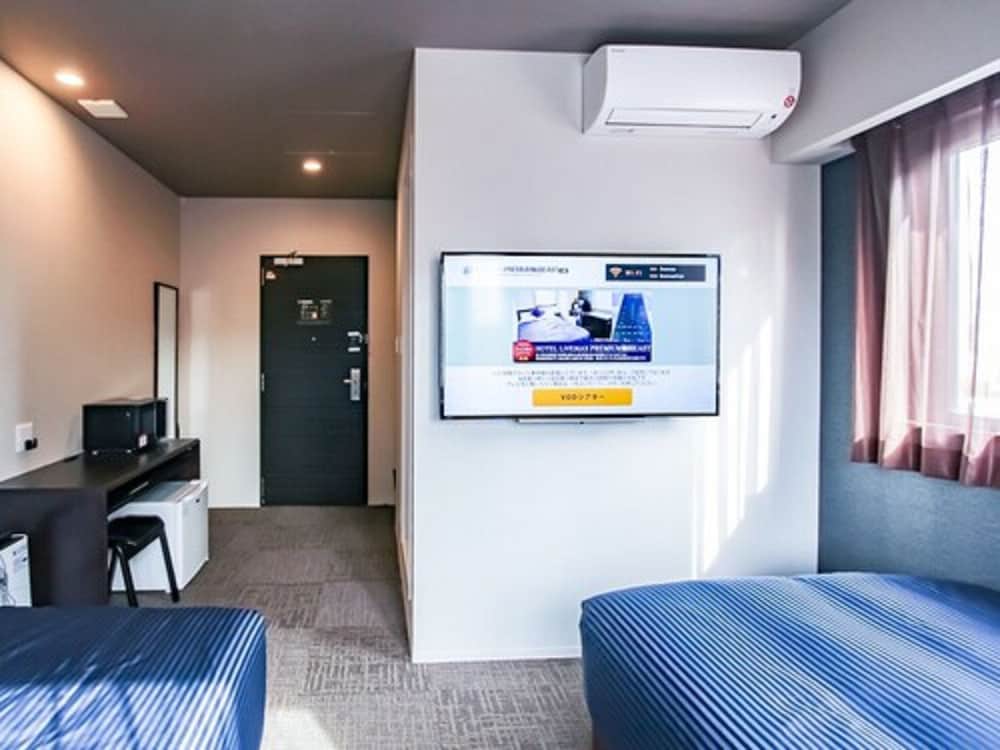 Hotel Livemax Premium Osaka Umeda East 10/19