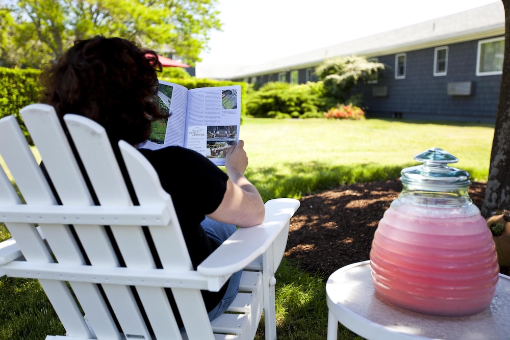 Seaglass Inn & Spa 45/49
