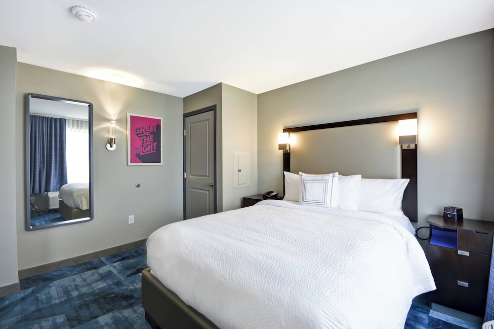 1 Bedroom, Suite