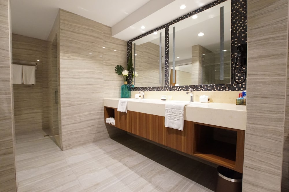 Central Park Reef Resort 45/50