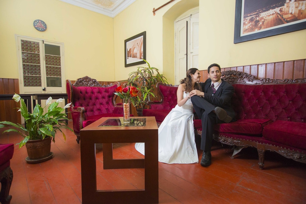 La Casona Del Olivo 28/50