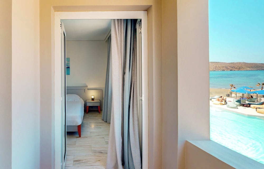 Chrispy Beach Resort 33/43